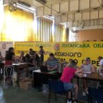 В Днепре начал работу гуманитарный хаб для переселенцев из Луганщины. Как податься (ФОТО)