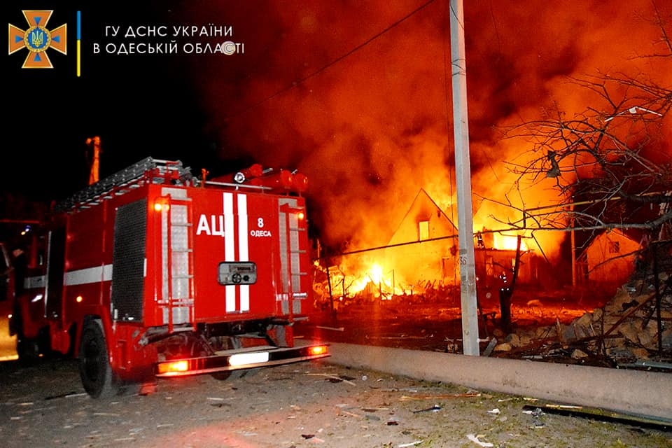 В ночь на 19 июля оккупанты выпустили ракеты по Одесщине. Ранены 6 жителей, среди них есть ребенок 9