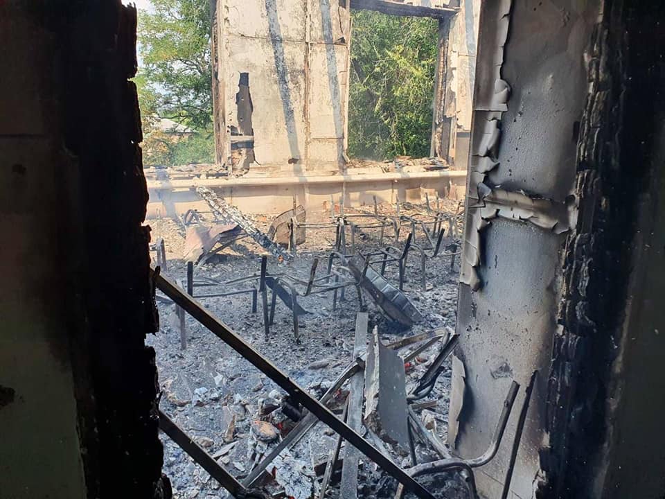 В Донецкой области оккупанты обстреляли “Артемсоль” — загорелось складское здание (ФОТО) 2
