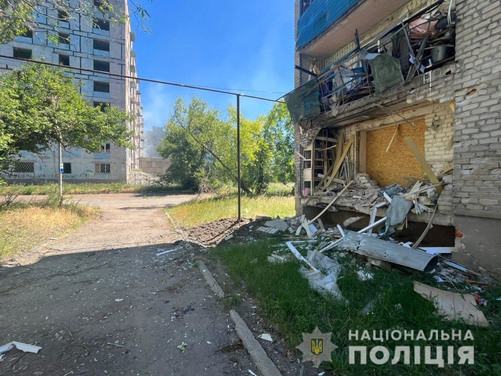 Загинули 4 людей: 2 липня окупанти обстріляли 18 населених пунктів на Донеччині (ФОТО) 4