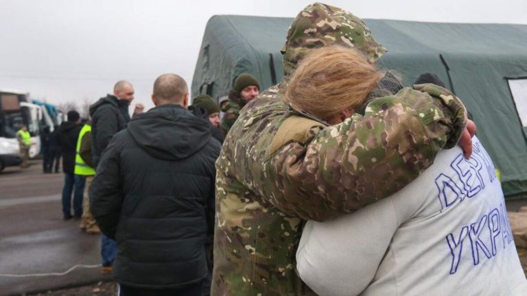 Серед полонених бійців ЗСУ, яких 29 червня обміняли на росіян, є лише одна жінка, — командування “Азова”