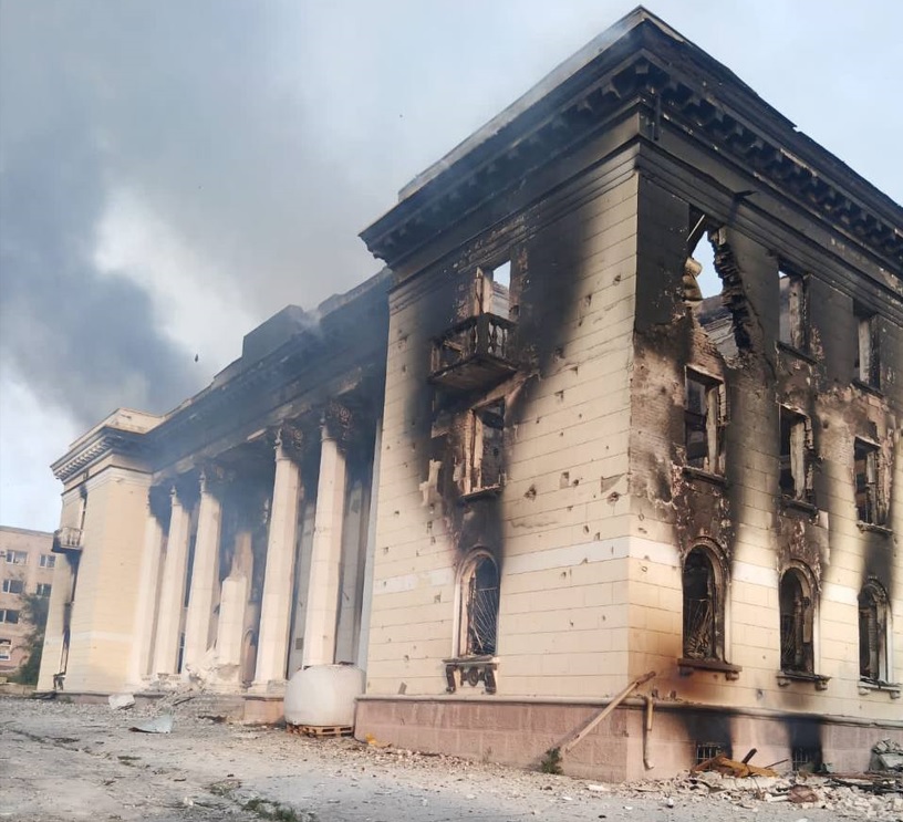 Российские оккупанты разрушили по меньшей мере 36 культурных объектов Луганской области, — Минкульт 11