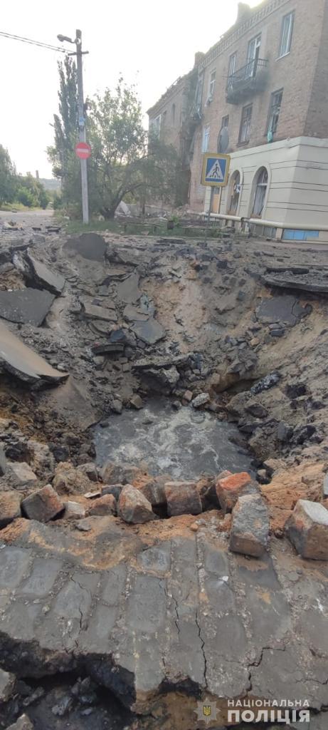 Сутки в Донецкой области: российская армия разрушила 66 мирных объектов, погибли 2 жителя Бахмута (ФОТО) 9