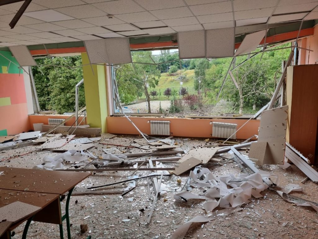 В Очеретинской громаде разбомбили половину инфраструктуры. Какая ситуация там сейчас для людей