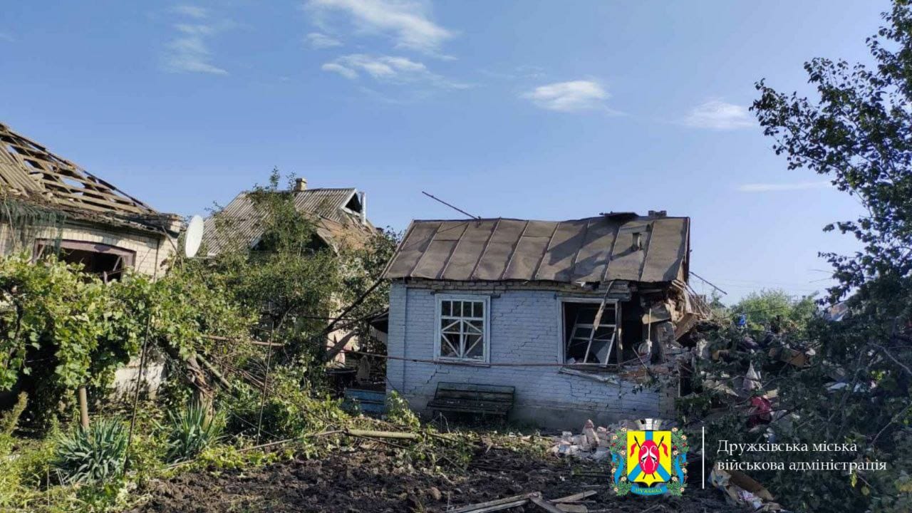 Оккупанты ударили по Дружковке и разрушили 10 гражданских домов (ФОТО, ВИДЕО) 2