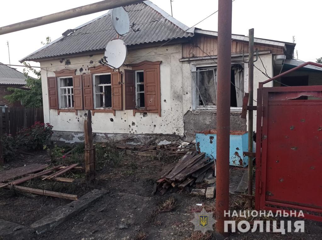 Оккупанты обстреляли 11 населенных пунктов Донетчины в сутки: погиб 1 житель, еще 7 ранены 1