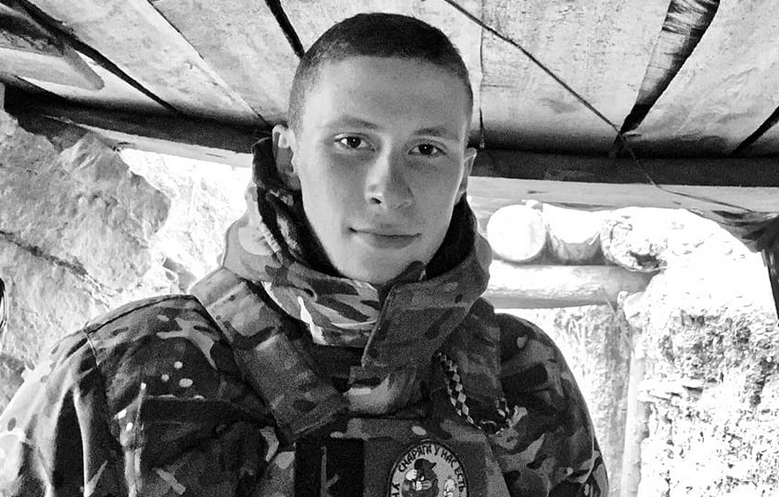 Не было и 20-ти: почтим минутой молчания спортсмена и военнослужащего Александра Аникина