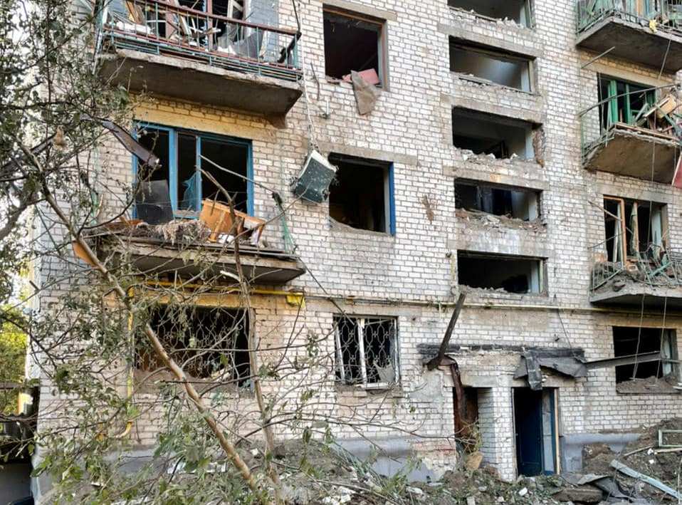 Під час обстрілів Слов’янська пошкодили житлові будинки та пологовий, – Донецька ОВА