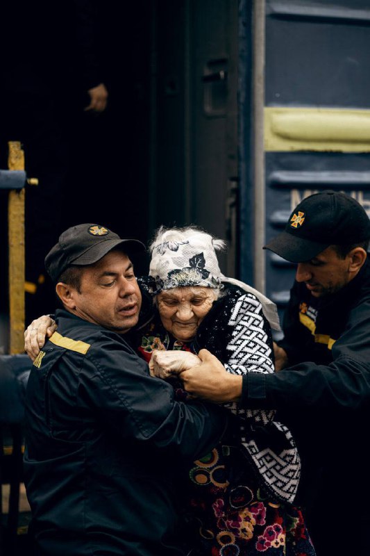 В Кропивницкий прибыл первый эвакуационный поезд с Донетчины. Выехали 136 человек (ФОТО) 1