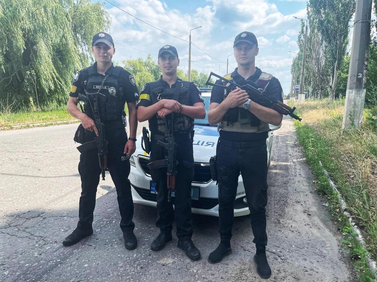 Патрульные полицейские из Донецкой области рассказали о своей работе во время открытой войны