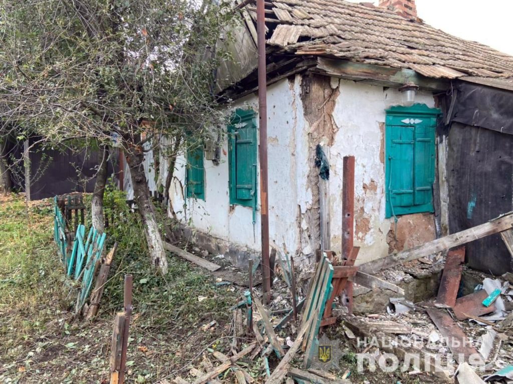 За добу росіяни 24 рази обстріляли Донеччину. 4 цивільних загинули та 7 — поранені