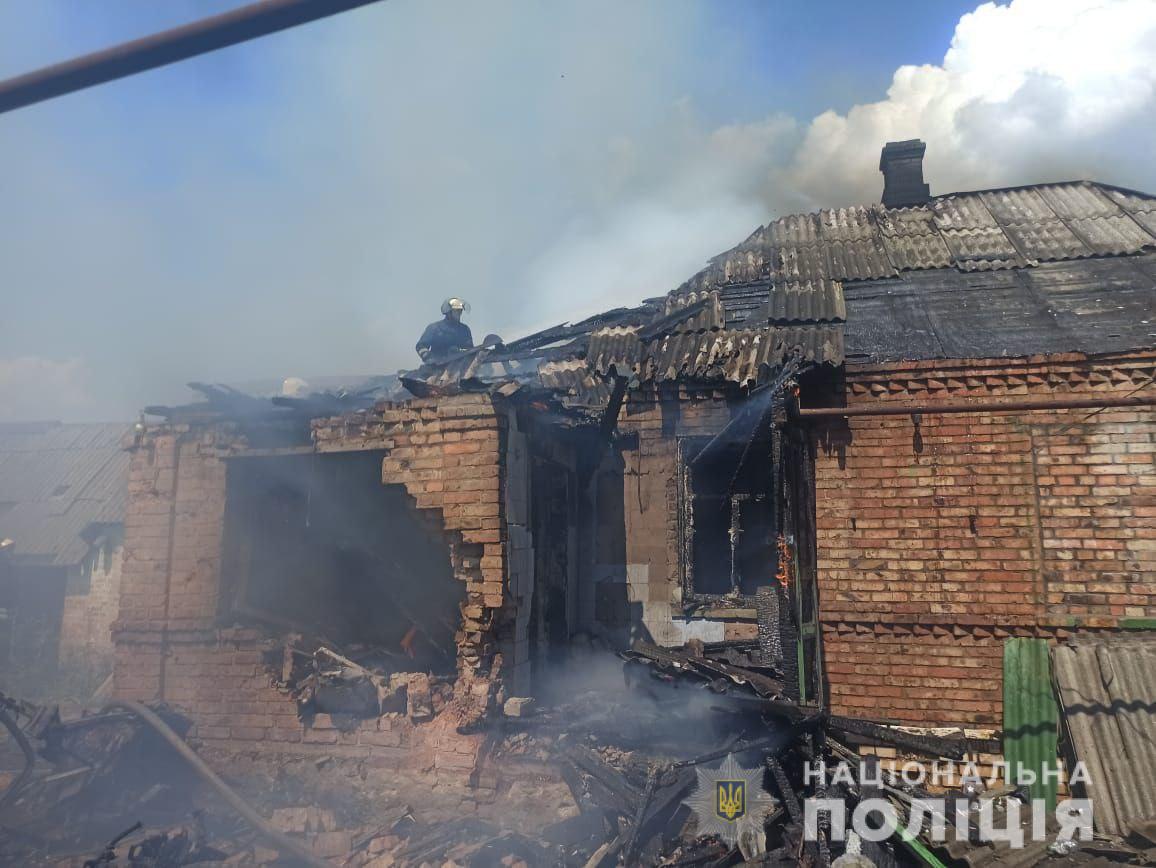 У середу 4 серпня від обстрілів росіян у містах та селах Донецької області загинули 8 людейанти обстріляли 16 населених пунктів Донеччини та вбили 8 людей