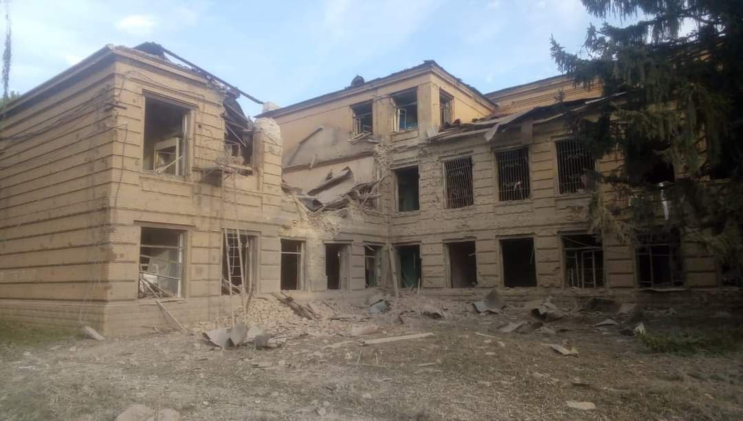 За сутки россияне убили двух жителей Бахмутского района, еще 6 ранены, — Кириленко (ФОТО) 4