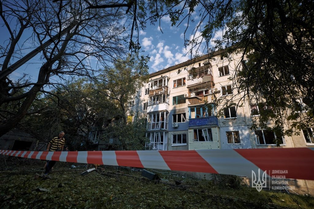 Минимум 4 погибших и 2 раненых: за сутки россияне обстреляли Краматорск, Славянск, Часов Яр и Курахово