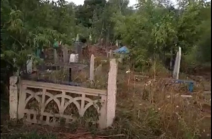 Под обстрел российских оккупантов попало кладбище в Бахмуте (ВИДЕО)