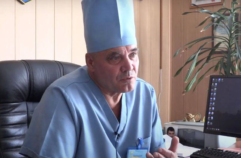 Главврач святогорского госпиталя рассказал российским пропагандистам, что ВСУ украли и повредили транспорт больницы (видео)
