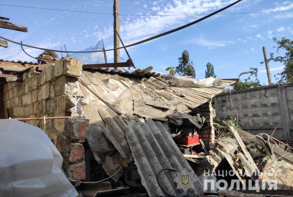 За добу окупанти обстріляли 11 населених пунктів Донеччини, гатили по мирних об’єктах (ФОТО)