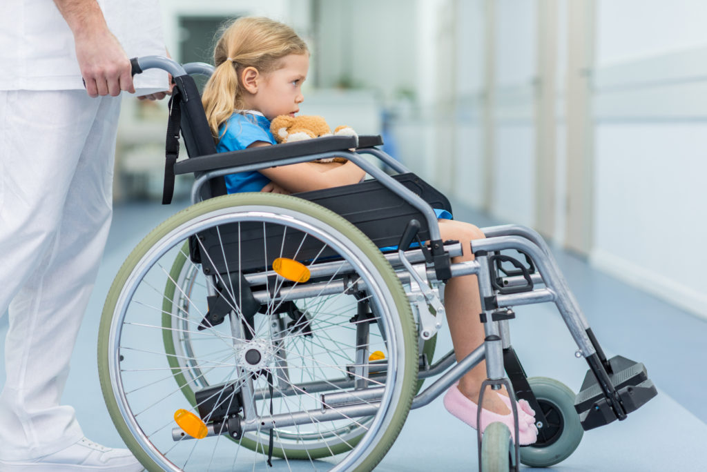 Как оформить инвалидность пострадавшему от боевых действий ребенку (пошаговая инструкция)