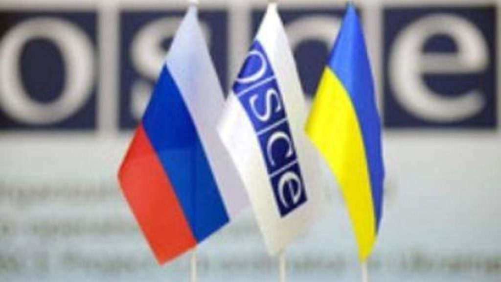 Зеленський розпустив українську делегацію в ТКГ
