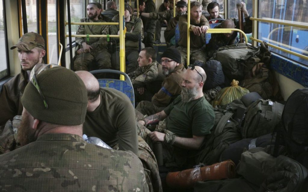 Обмен пленными: домой вернулись еще 14 украинских бойцов