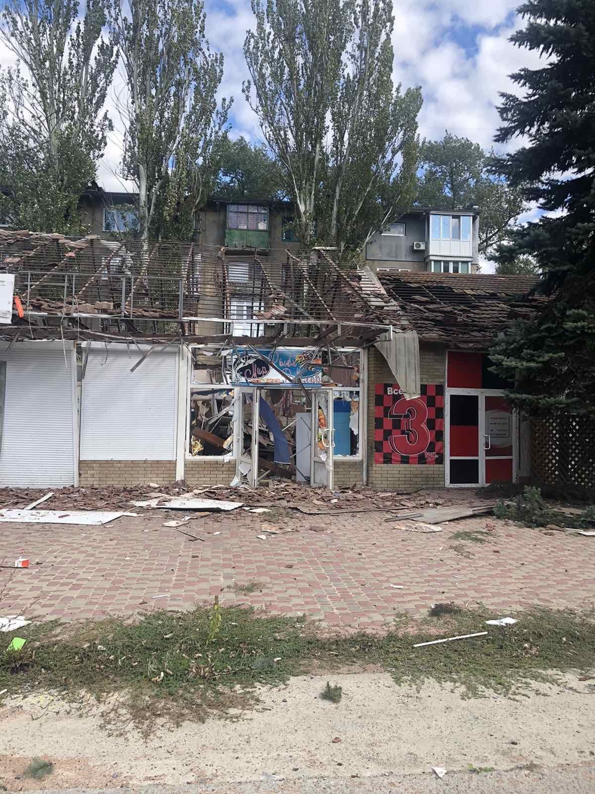 За сутки от обстрелов россиян в Донецкой области погибли 3 гражданских. Били по жилым районам (ФОТО) 11