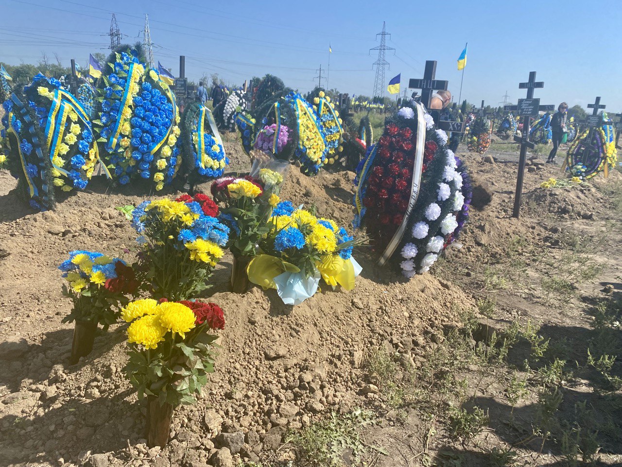 7 років боронив Україну: у Дніпрі поховали бахмутянина Марка Єльчанінова 3