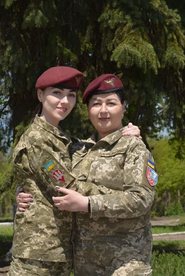 “В ВСУ моя дочь оказалась раньше меня”. История мамы и дочери, которые служат в рядах Вооруженных Сил Украины 4