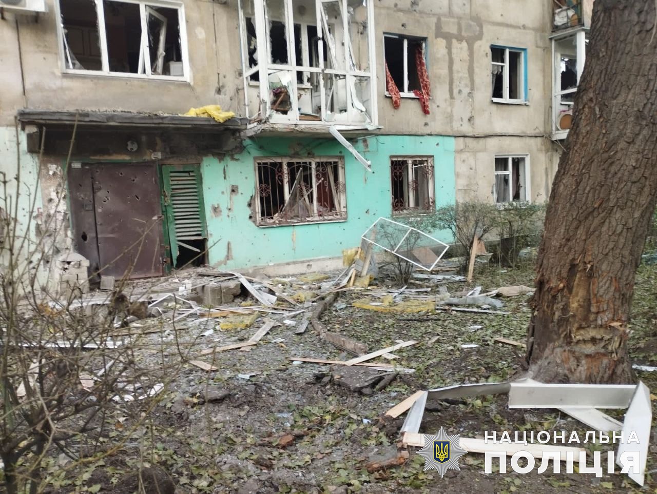 За сутки от обстрелов россиян в Донецкой области погибли 3 гражданских. Били по жилым районам (ФОТО) 7