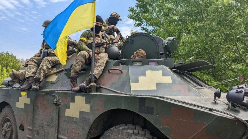 Українські військові на околицях Лисичанська, — Гайдай