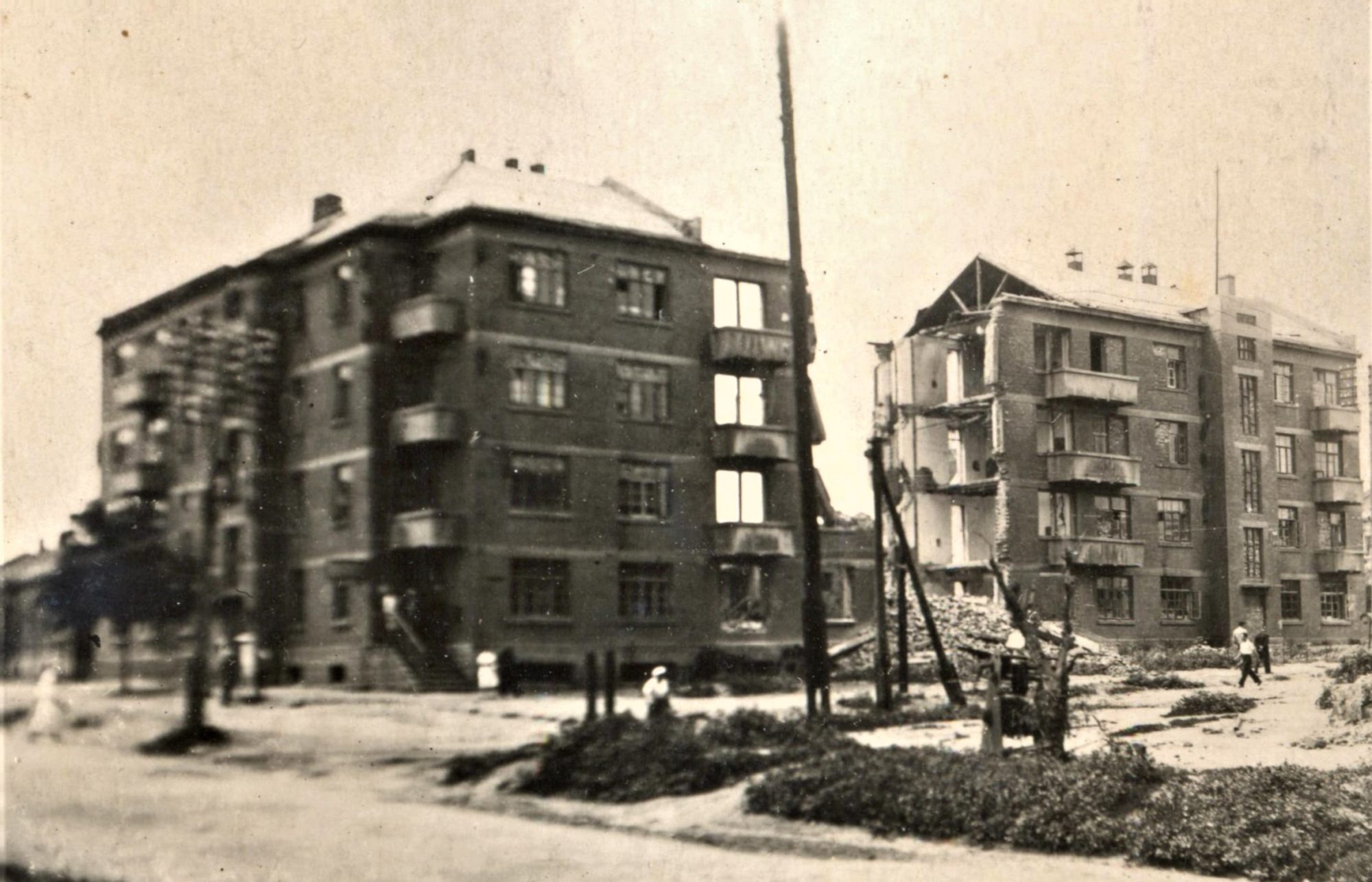 зруйнована під час Другої світової будівля в Артемівську