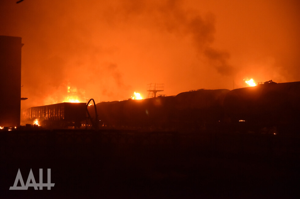 Пожар во временно оккупированном Шахтерске: что известно (ФОТО, ВИДЕО) 2