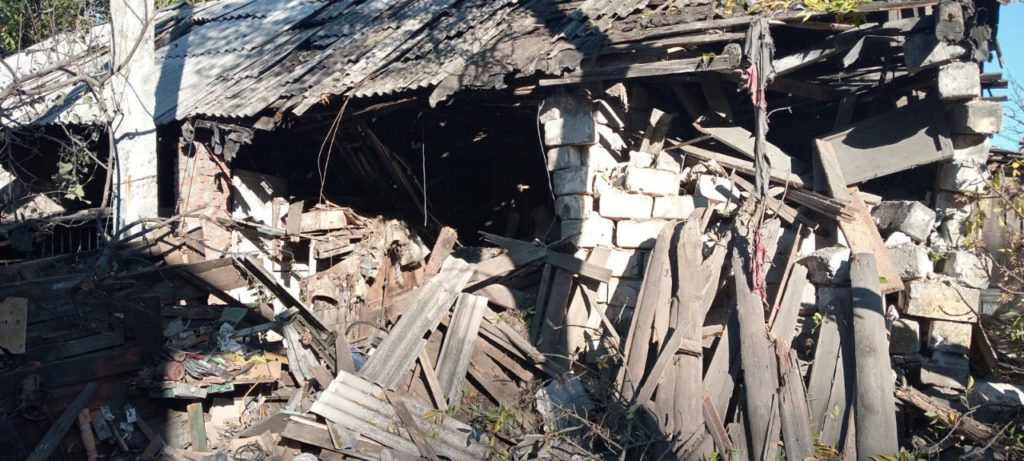 Сутки в Донецкой области: россияне обстреляли 16 гражданских объектов и убили по меньшей мере 4 человека. Среди раненых есть ребенок