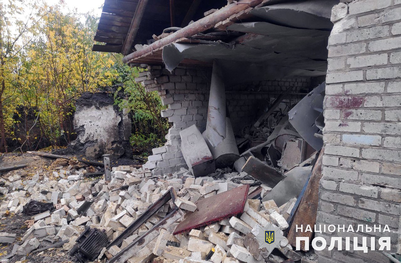 Сутки в Донецкой области: россияне убили трех жителей Бахмута и повредили 18 гражданских объектов (ФОТО) 7