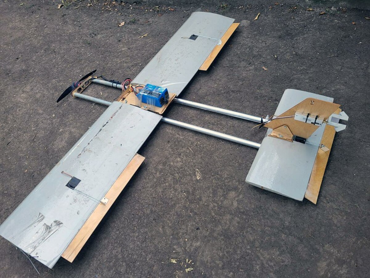 Зображення до посту: Баражуючий боєприпас “Shahed-136”: що відомо про “мопед” — дрон-камікадзе: характеристики та загрози