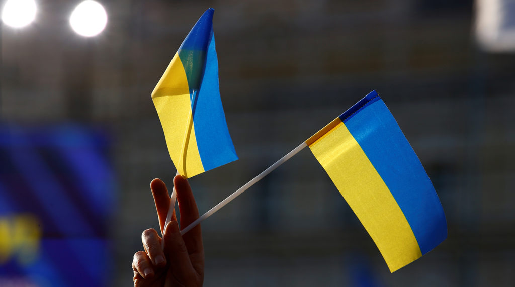 Почти 60% украинцев перешли или стали чаще общаться на украинском языке после начала вторжения РФ, — СМИ