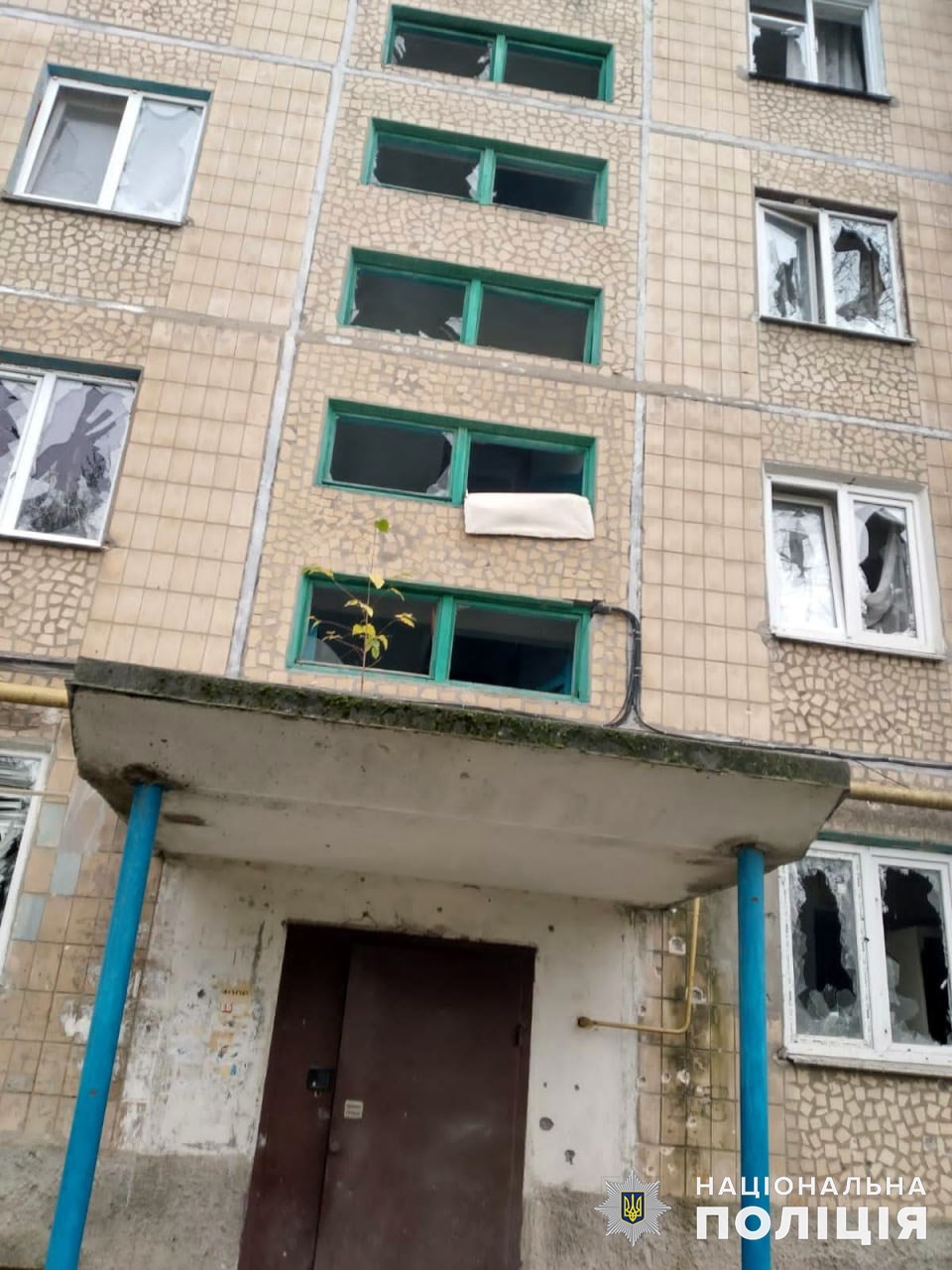 Доба на Донеччині: окупанти вбили 6 цивільних, пошкодили лікарню та житлові будинки (зведення) 2