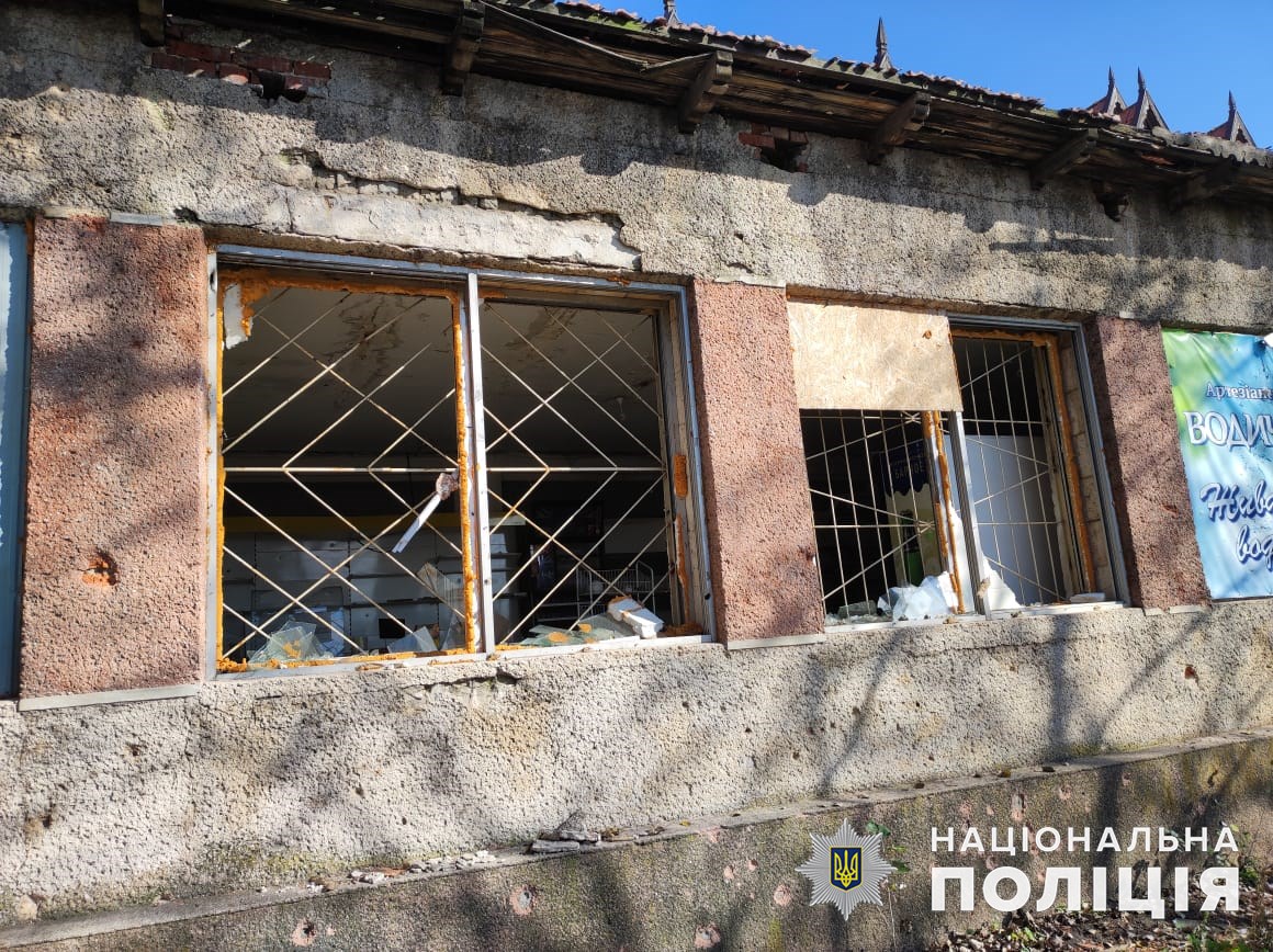 Сутки в Донецкой области: оккупанты убили 6 гражданских, повредили больницу и жилые дома (сводка) 4