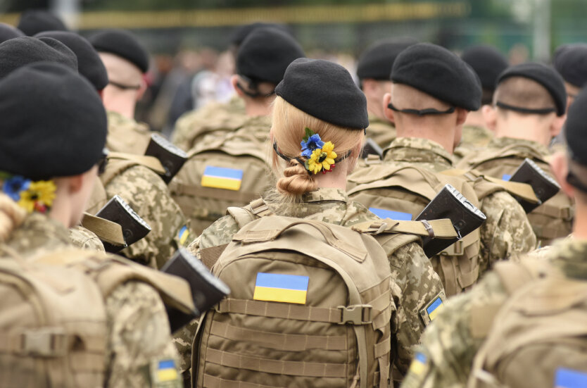 День защитников и защитниц: две истории украинских военных о боевом пути и друзьях на войне