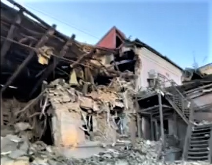 В Бахмуте разрушен обстрелом еще один памятник истории и архитектуры (ФОТО, ВИДЕО)