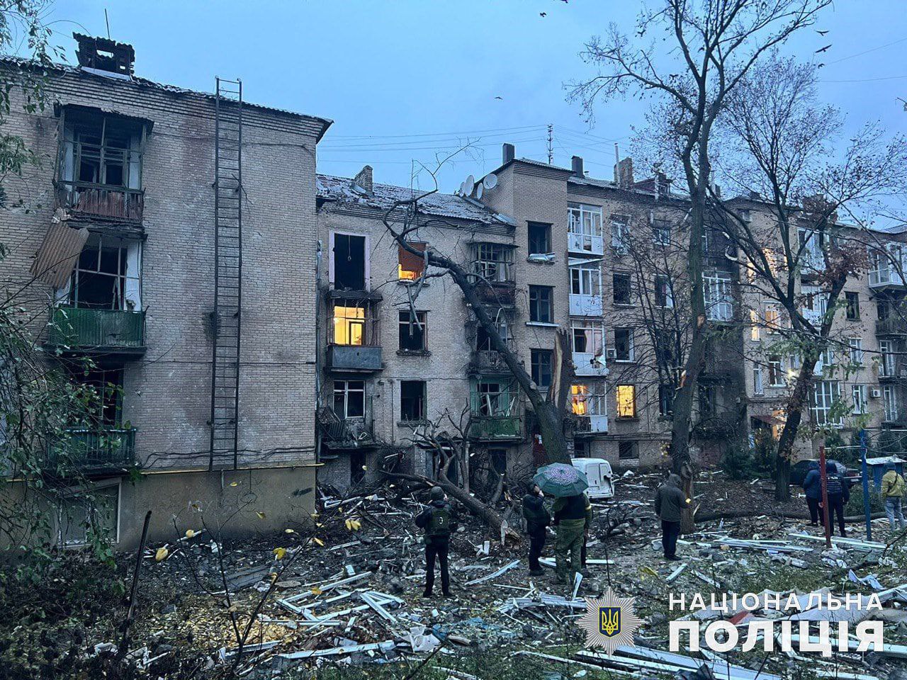 зруйновані багатоквартирні будинки в Донецькій області
