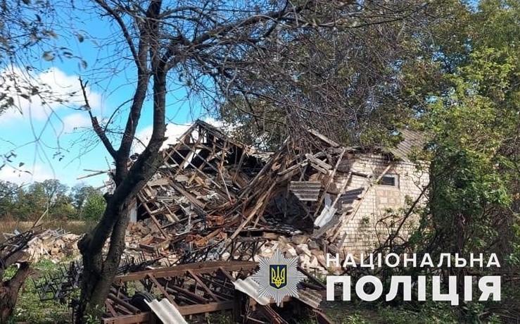 разрушенный частный дом в Донецкой области