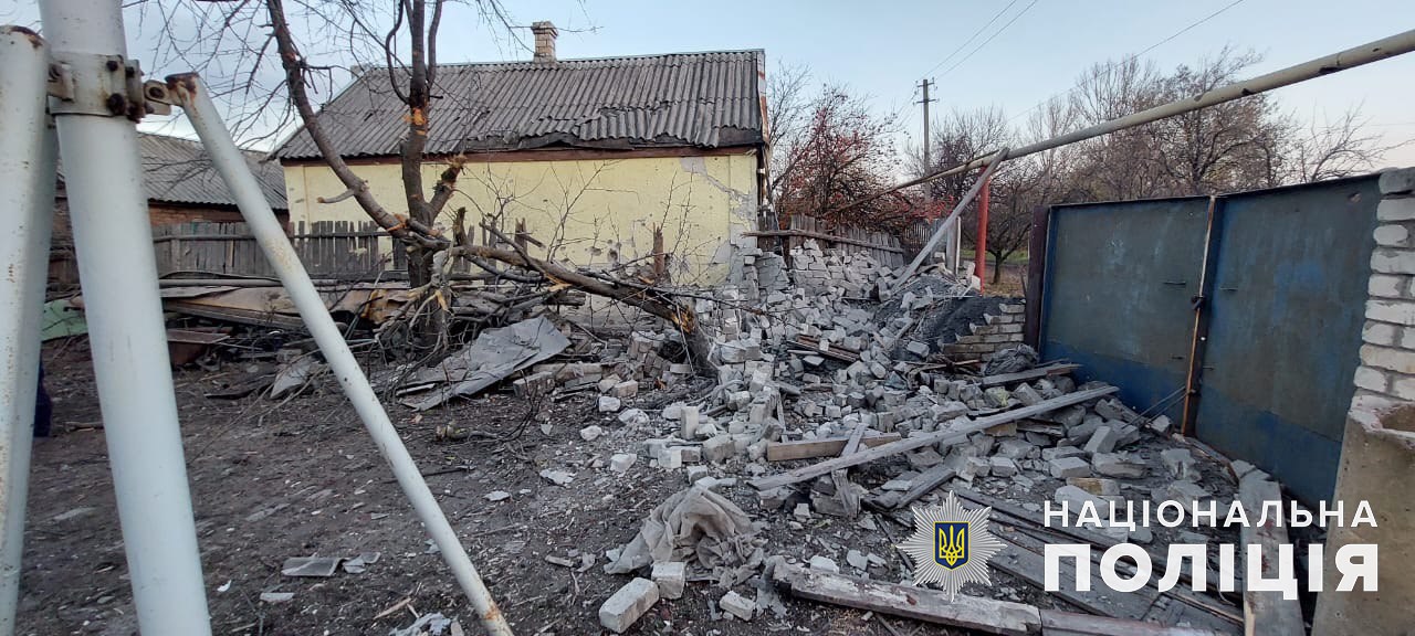 Доба на Донеччині: росіяни обстріляли 12 населених пунктів, є загиблі та поранені (зведення) 11