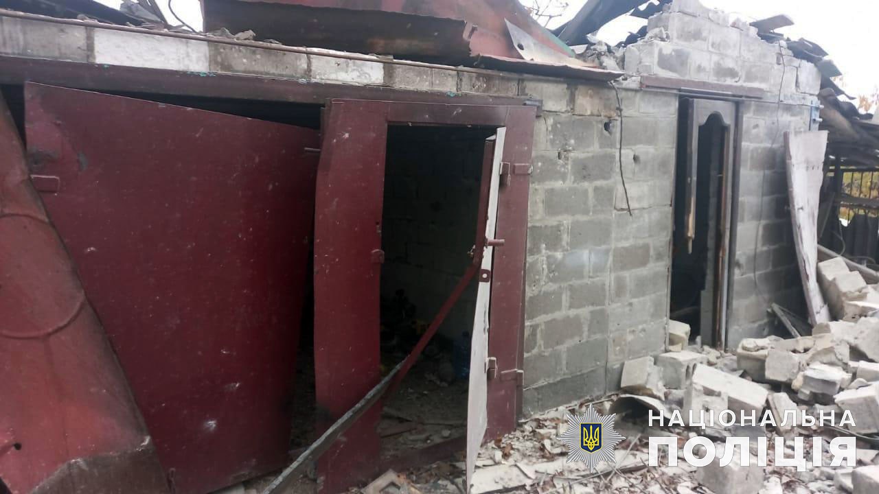 Погибли два человека: за минувшие сутки оккупанты обстреляли 7 населенных пунктов Донетчины (сводка) 4