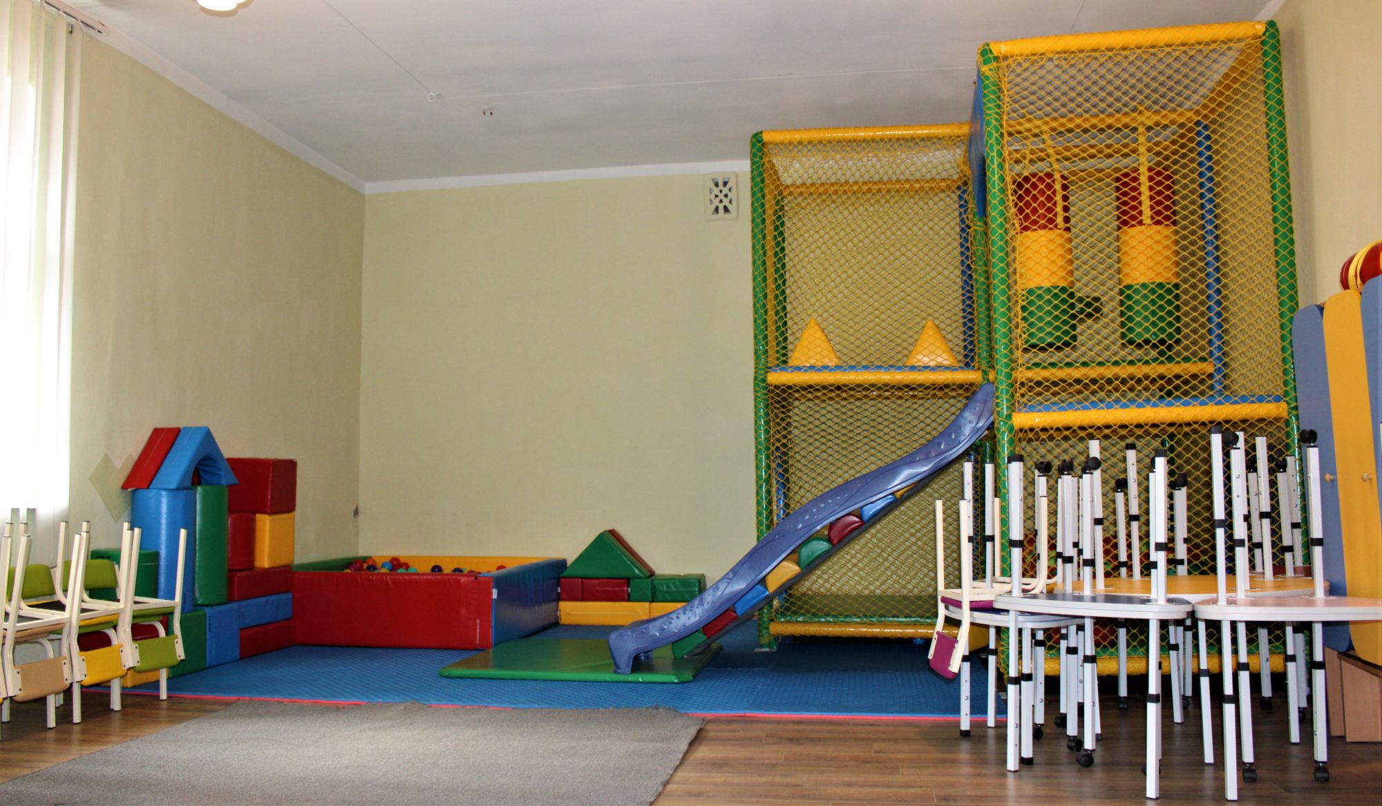 дитяча кімната у палаці культури у Світлодарську