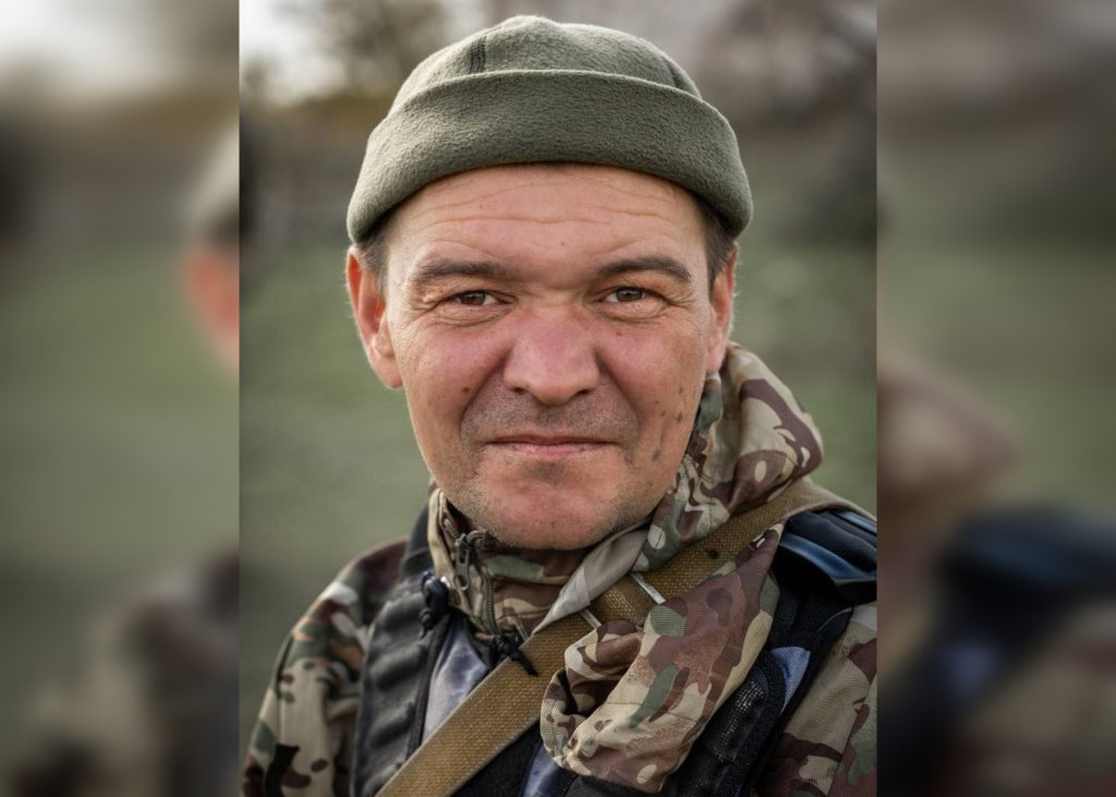 Защищал Бахмут от захватчиков: почтите минутой молчания бойца с Днепропетровщины Андрея Мустафина