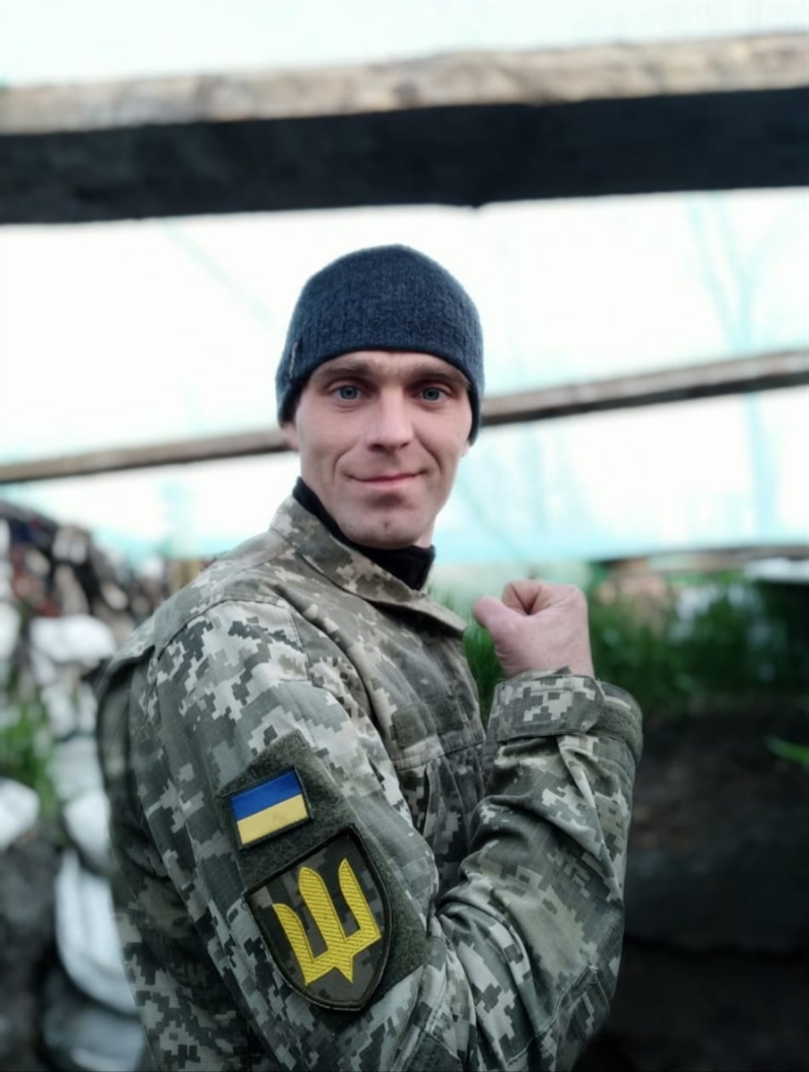 Минута молчания: Почтим бойца 54 бригады, мирноградца Александра Инякина 3