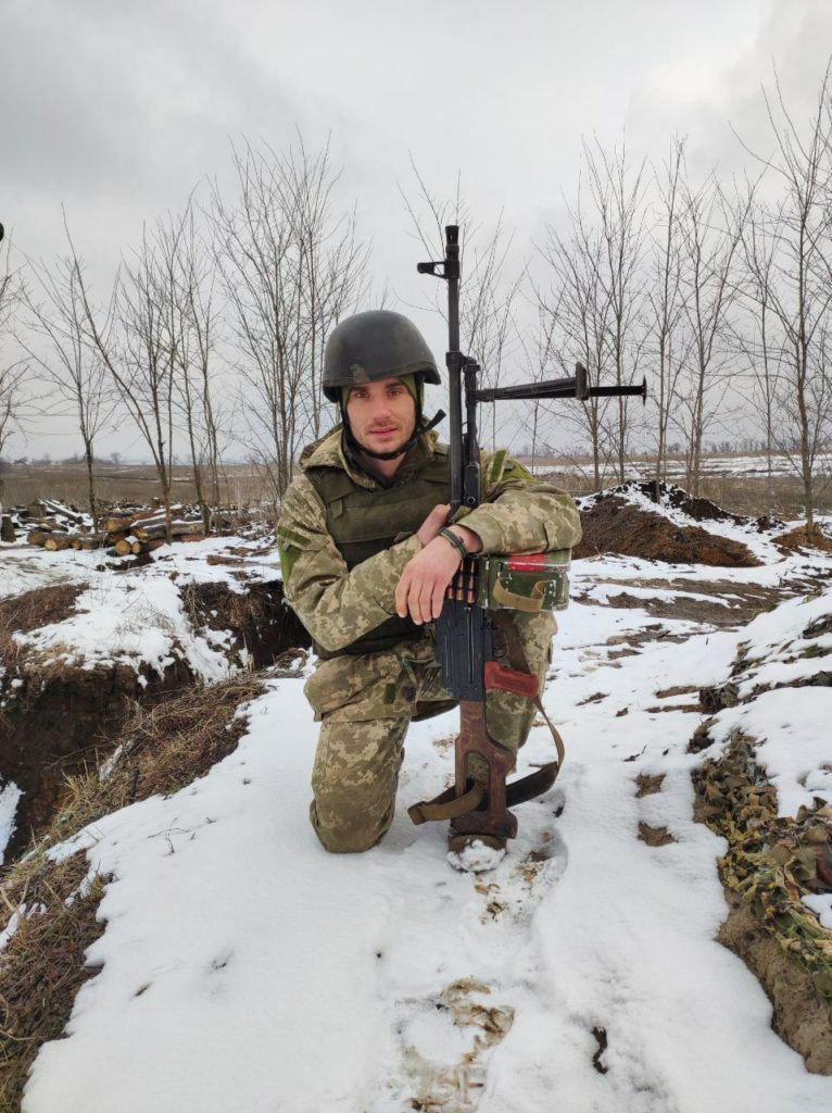 “Мы уверены, что он в плену, но Красный Крест это не подтверждает”: история пропавшего военнослужащего Сергея Ковтюха