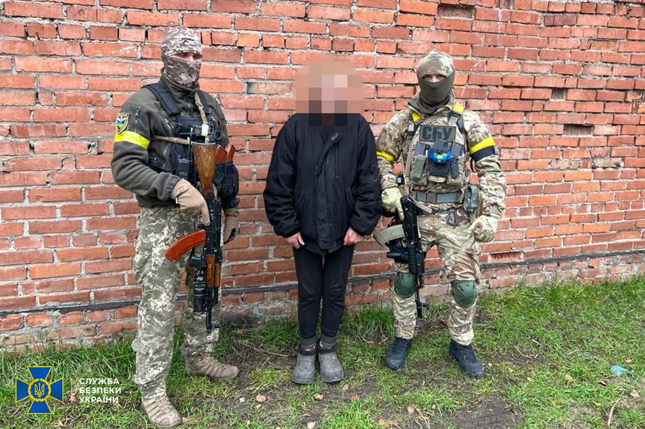 На Луганщині затримали двох жінок, які могли здавати окупантам українських патріотів 2
