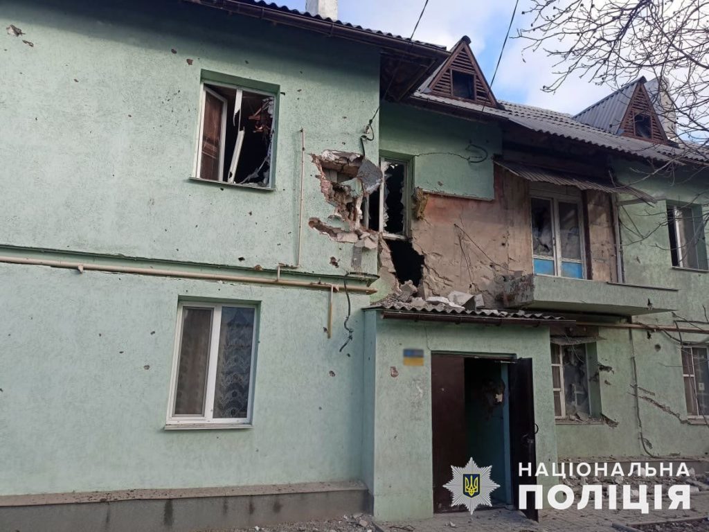 В Донецкой области российская армия за сутки нанесла удары по 13 гражданским объектам (сводка, фото)