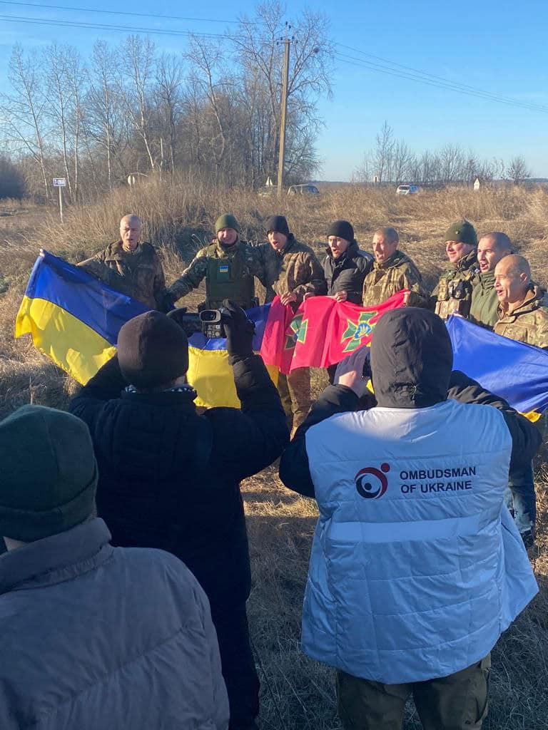 Украина освободила из российского плена 60 воинов, большинство из них – защитники Мариуполя (ФОТО, ВИДЕО) 2